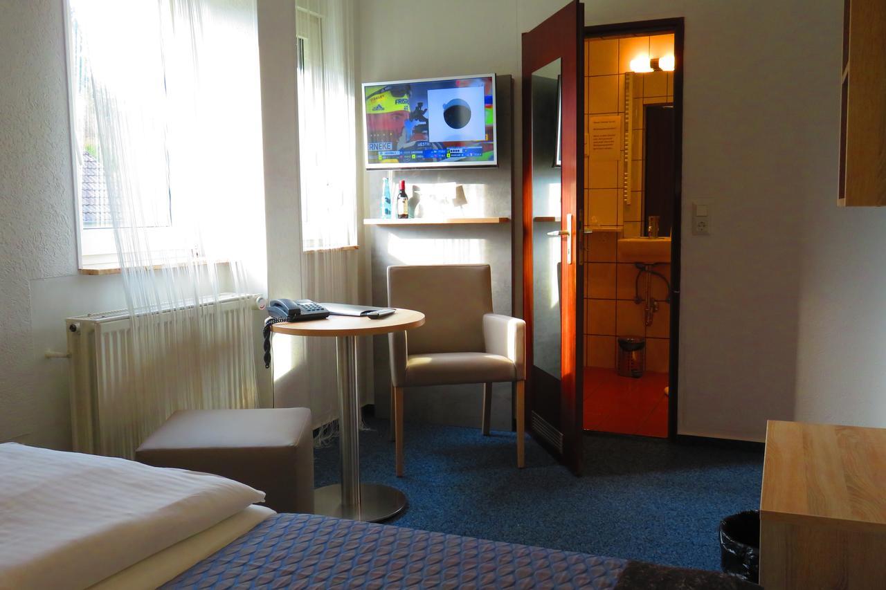 Hotel Am Sonnenhang Kassel Exterior photo